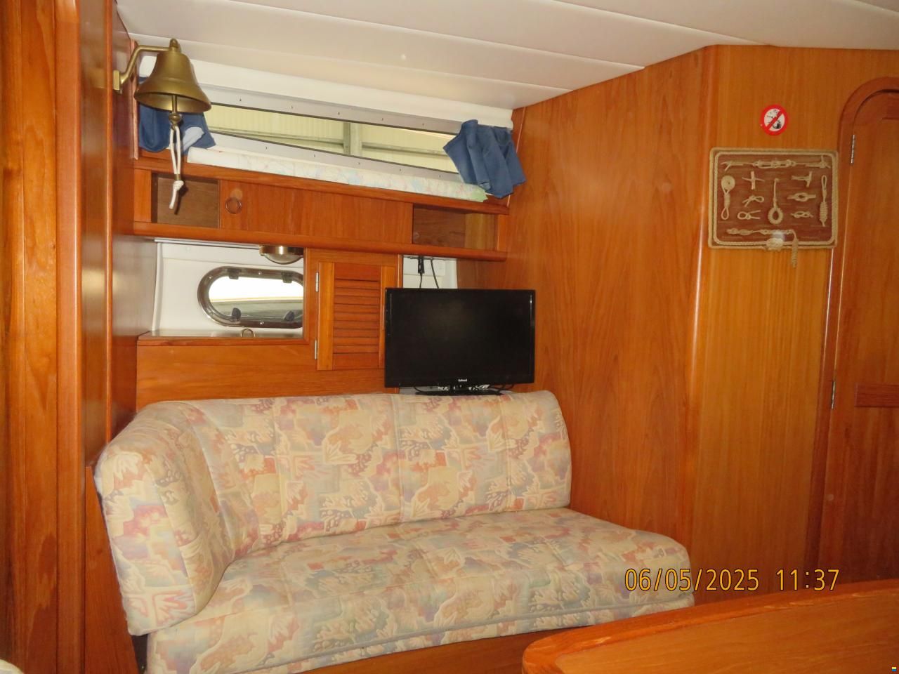 Polar Ibiza 390