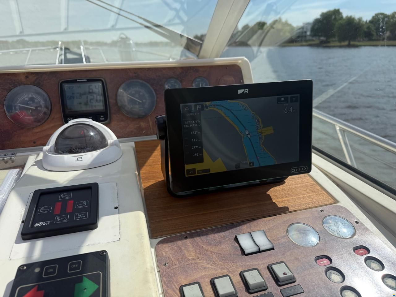 Polar Ibiza 390