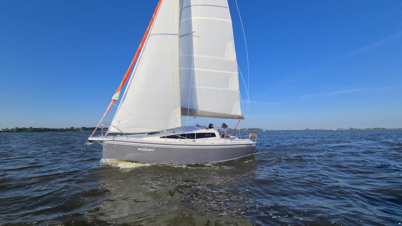 Maxus 26: different keel possibilities