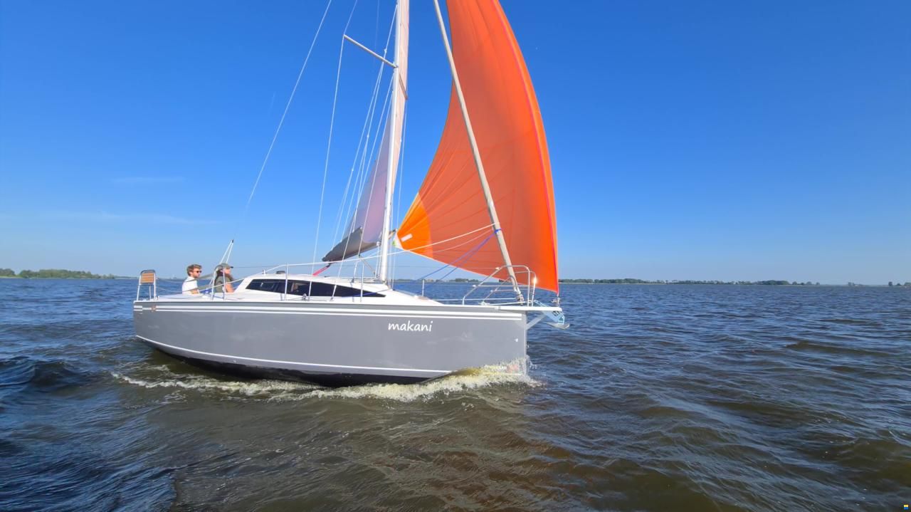 Maxus 26: different keel possibilities