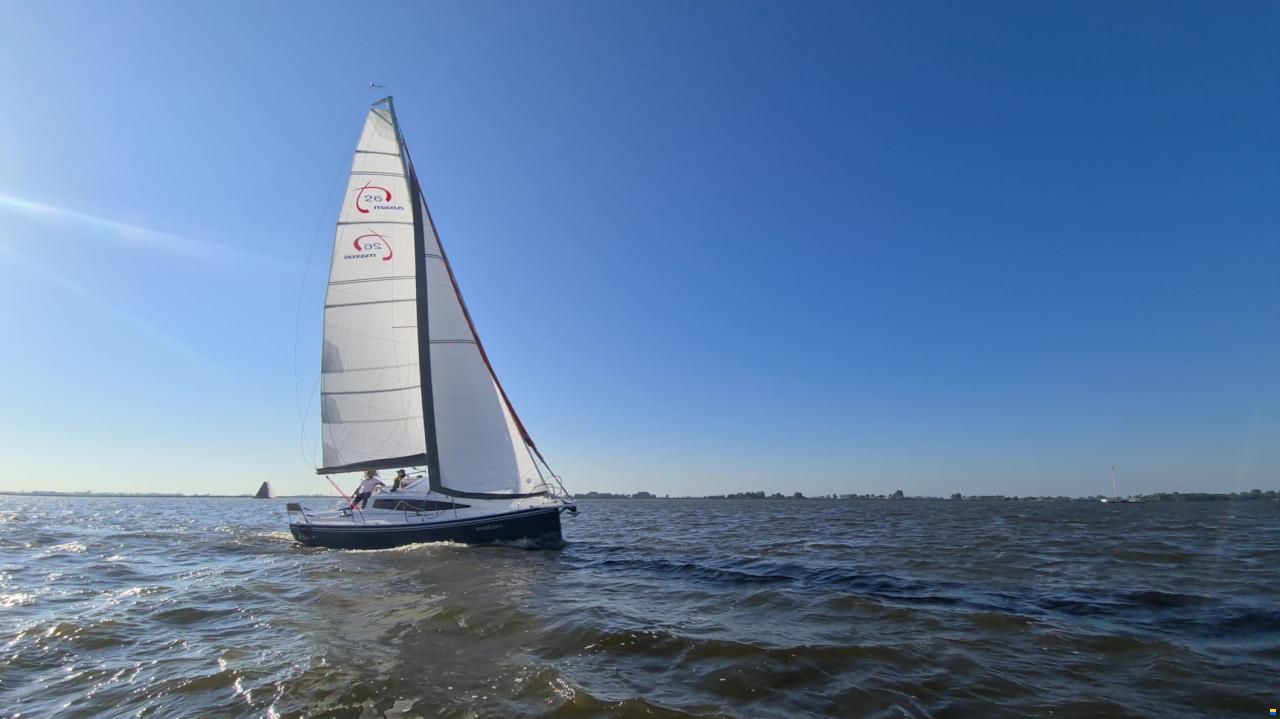 Maxus 26: different keel possibilities