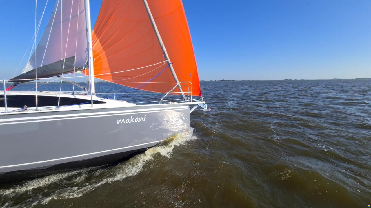 Maxus 26: different keel possibilities