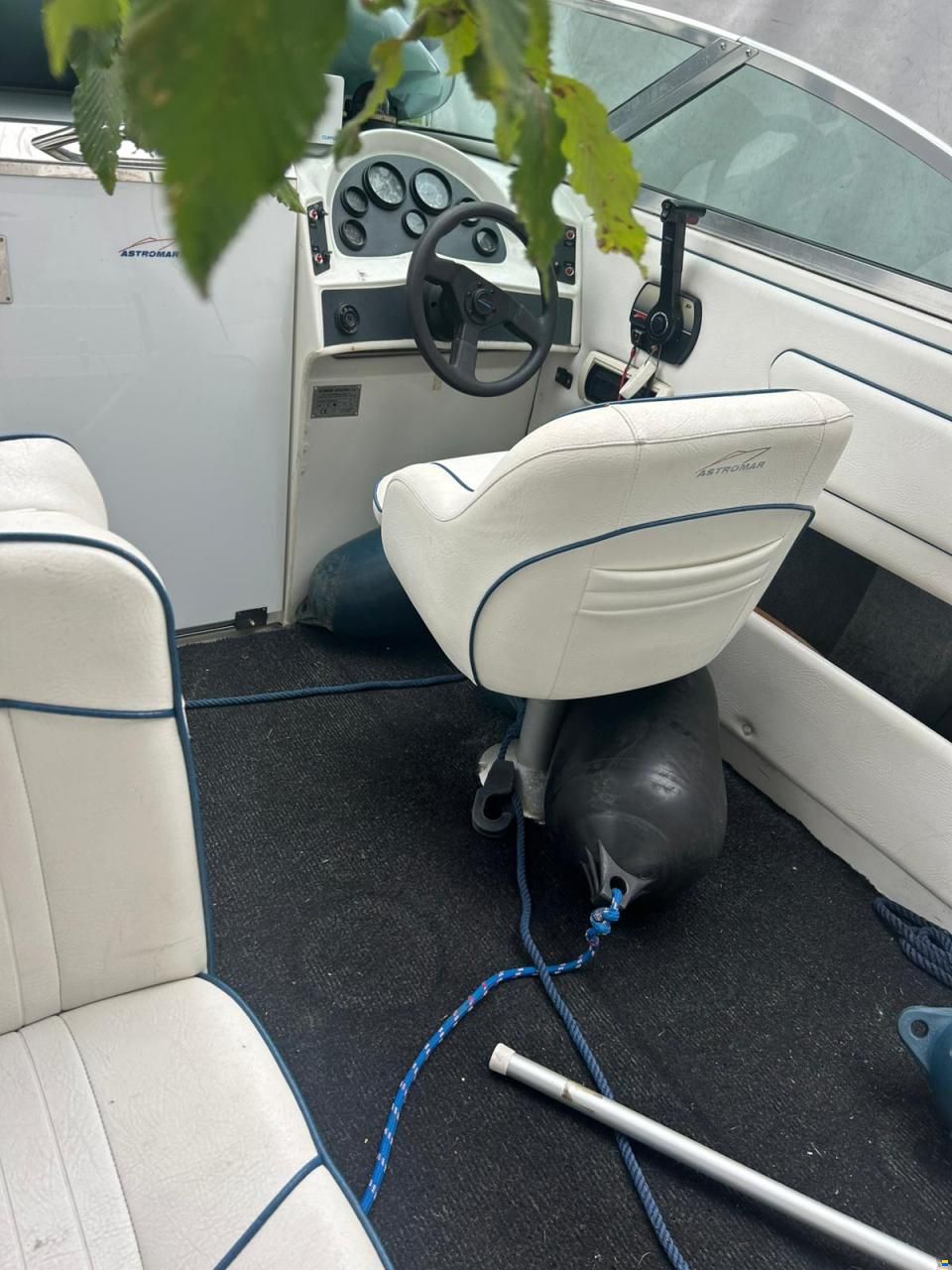 Astromar LC 600 Cabin
