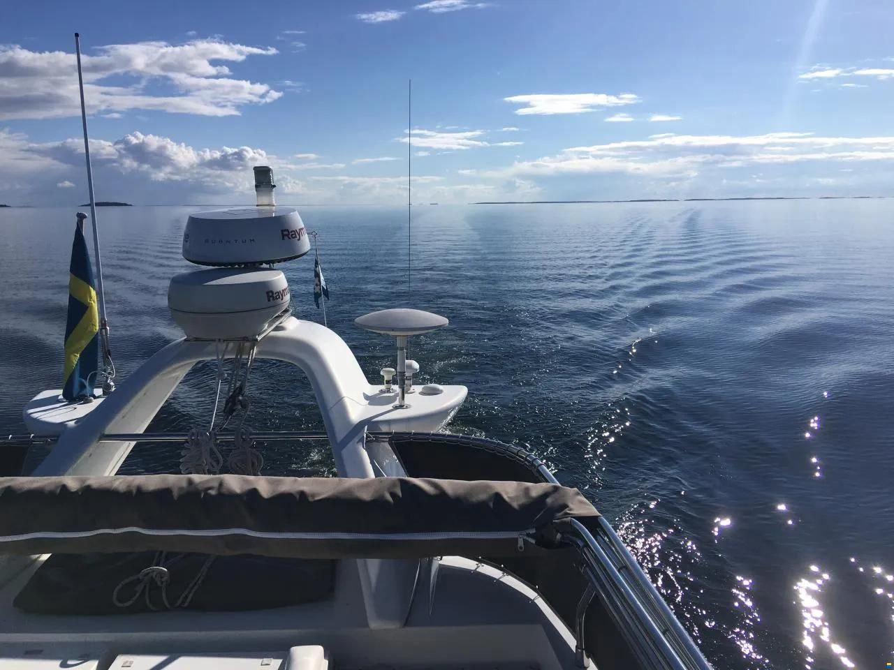 Sealine T47