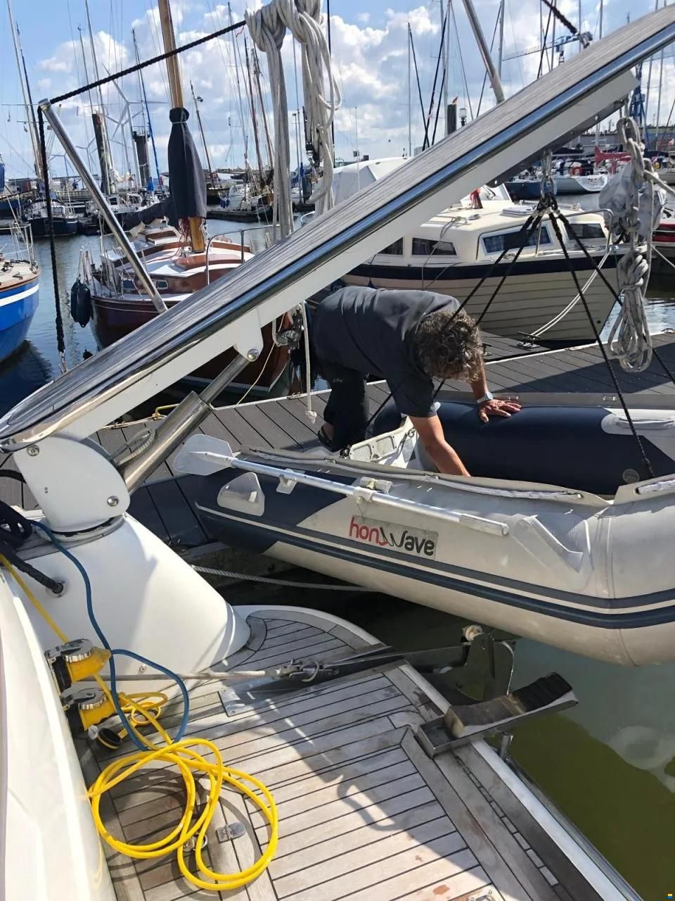 Sealine T47
