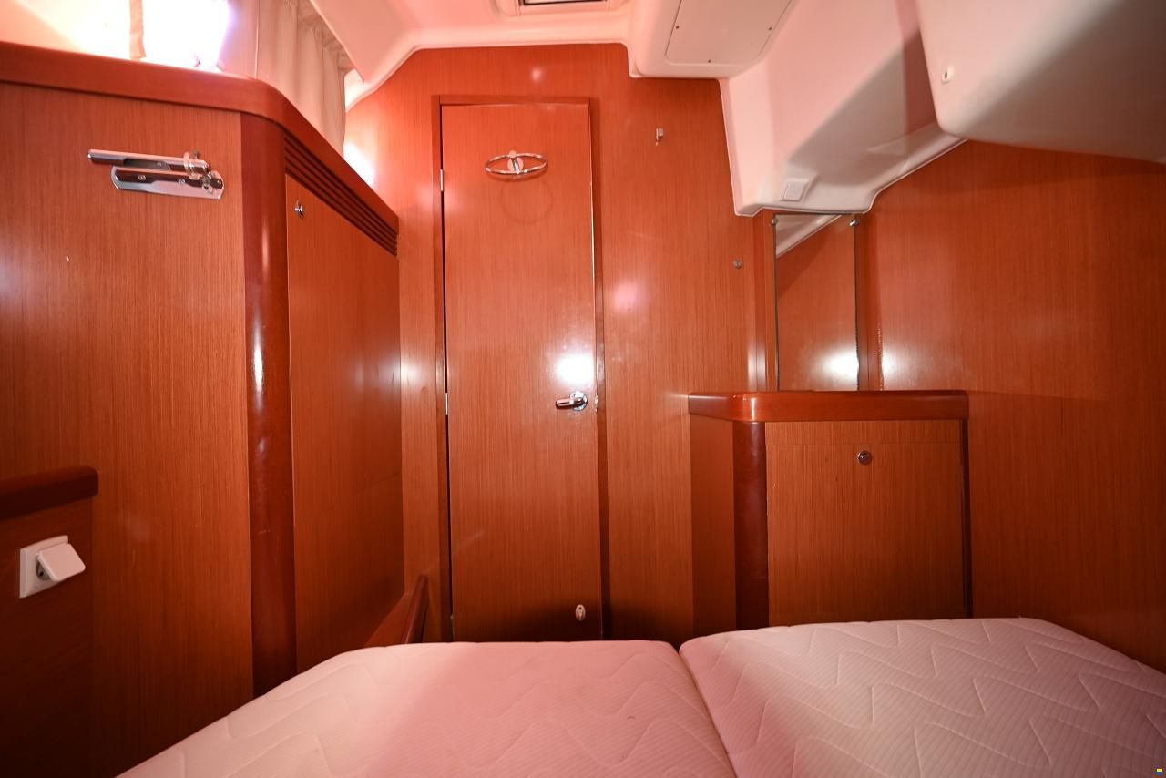 Beneteau Oceanis 46