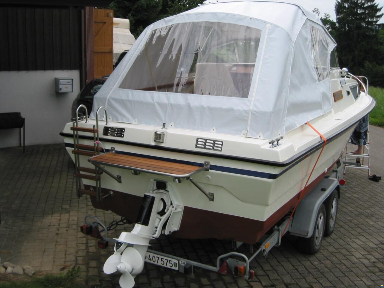 Motorboot