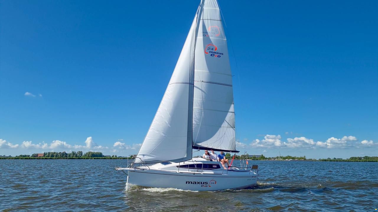 Maxus Evo 24 | Pure sailing fun