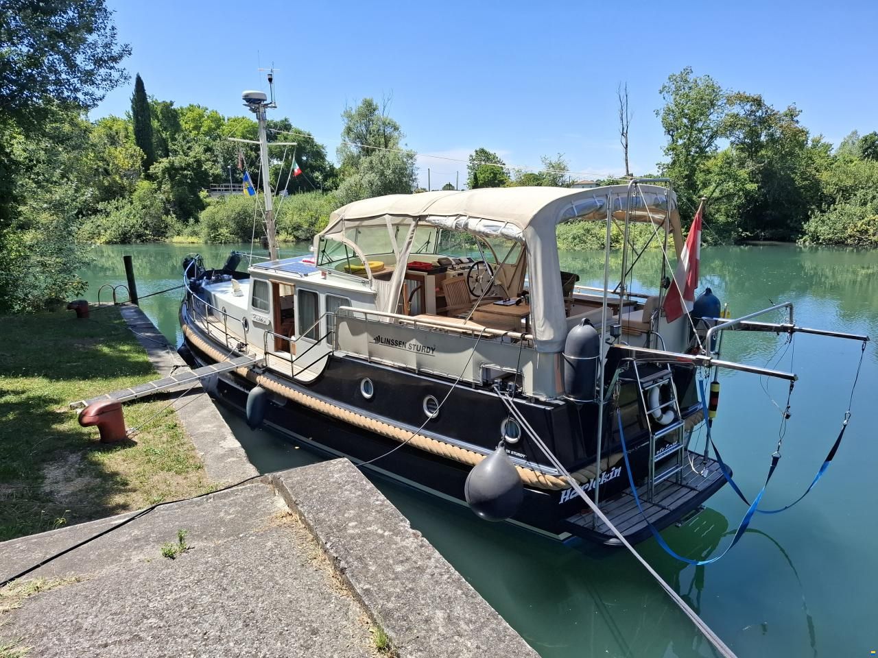 Linssen Sturdy 400 AC