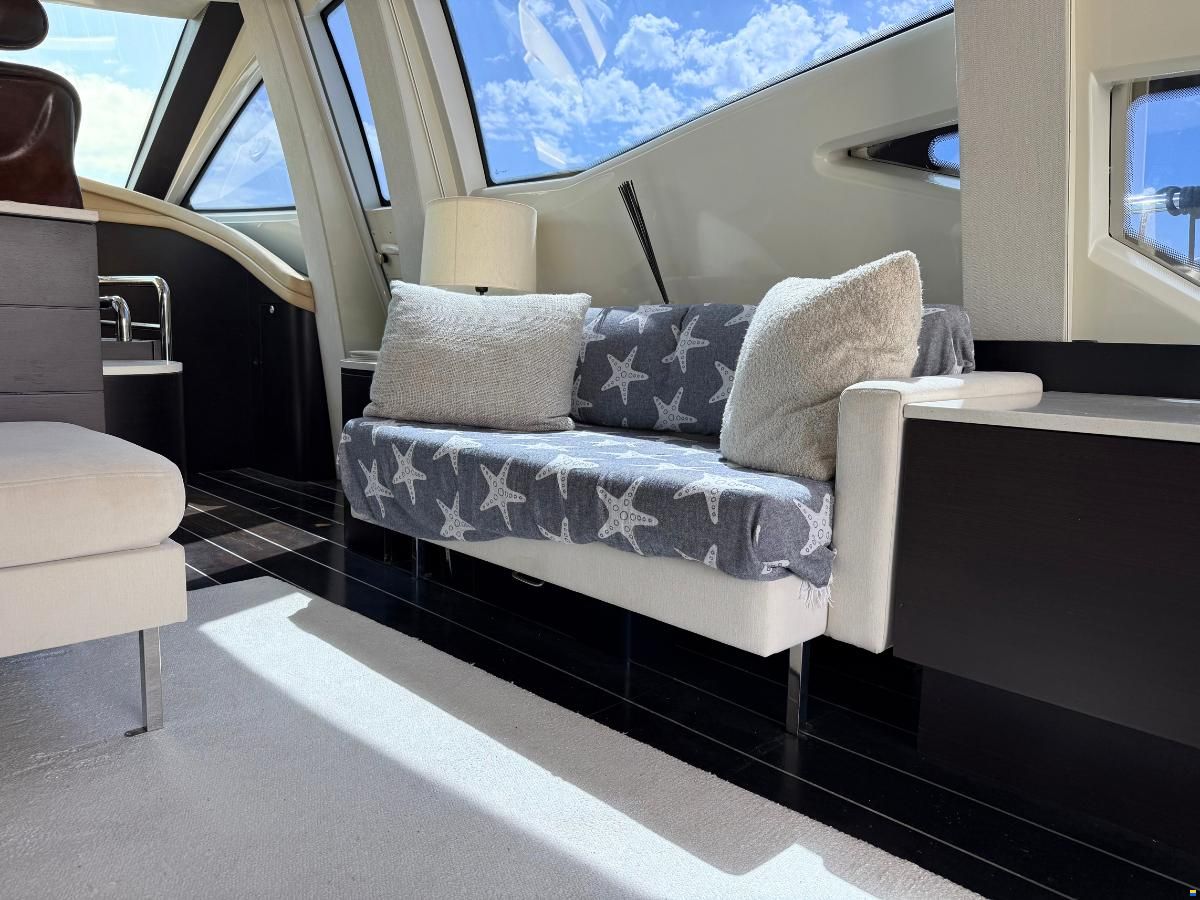 Azimut 86s