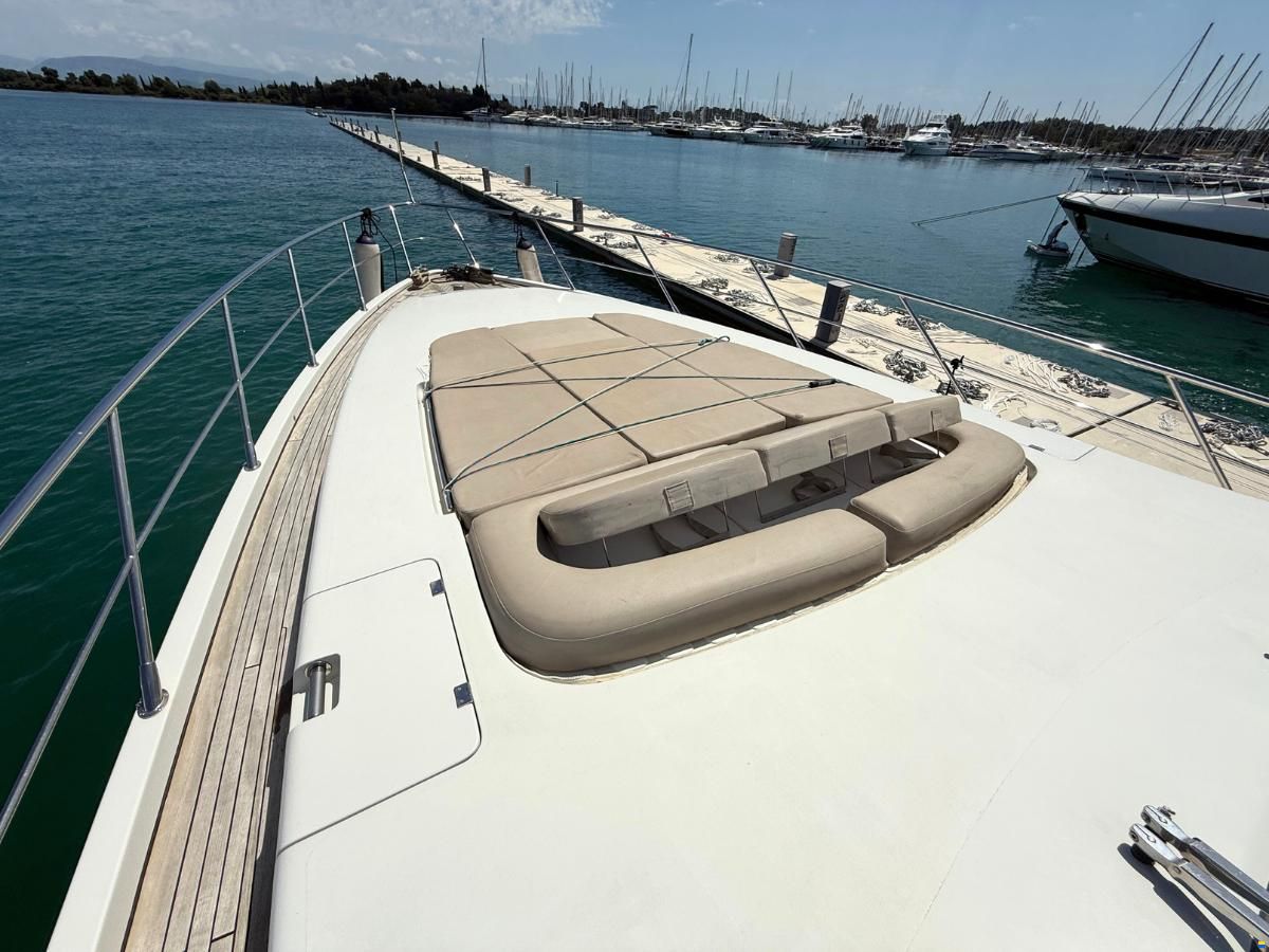 Azimut 86s