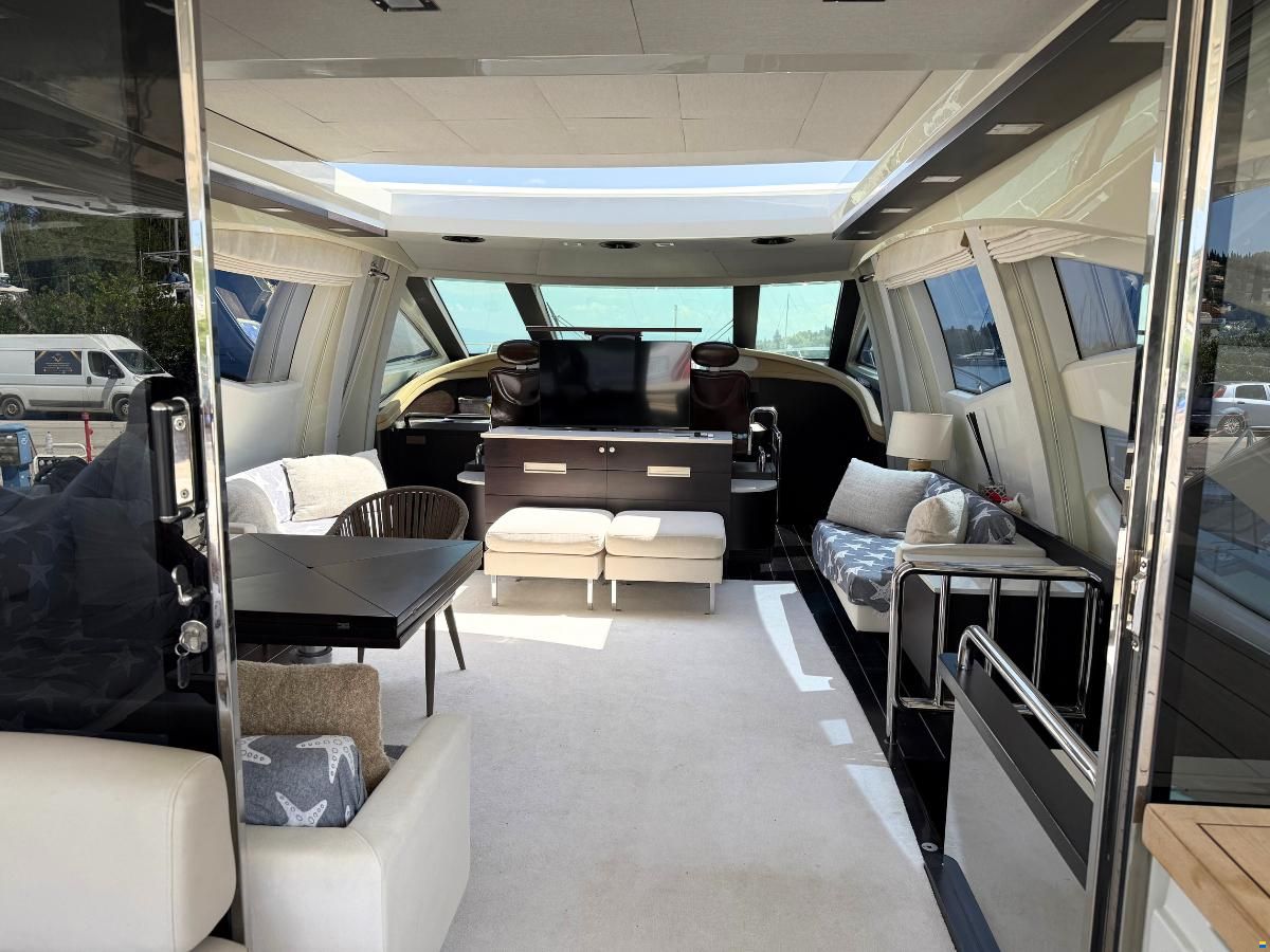Azimut 86s