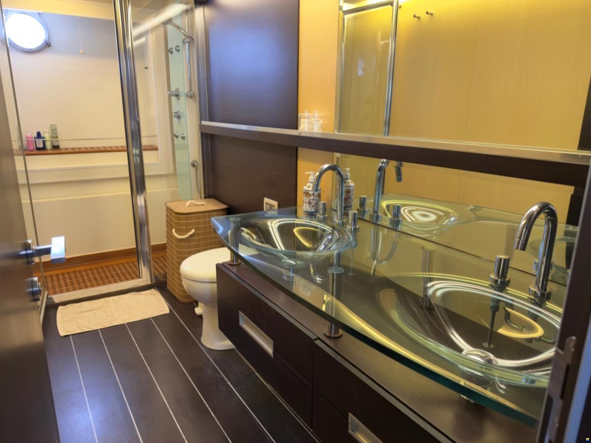 Azimut 86s