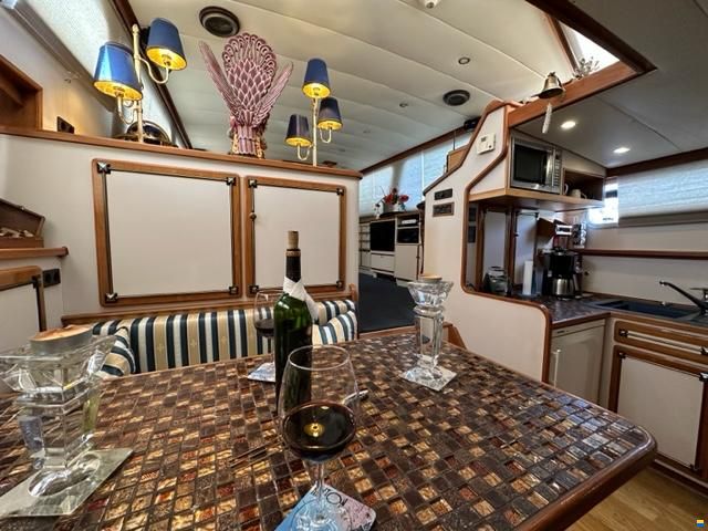 Wohnschiff 18 m