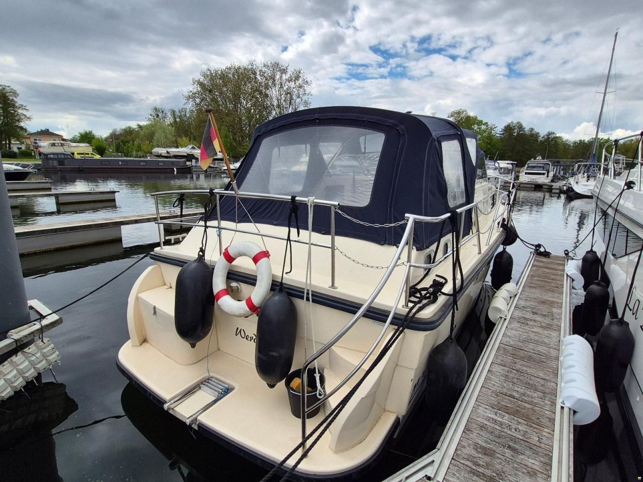 Marco Yachts 860 AK