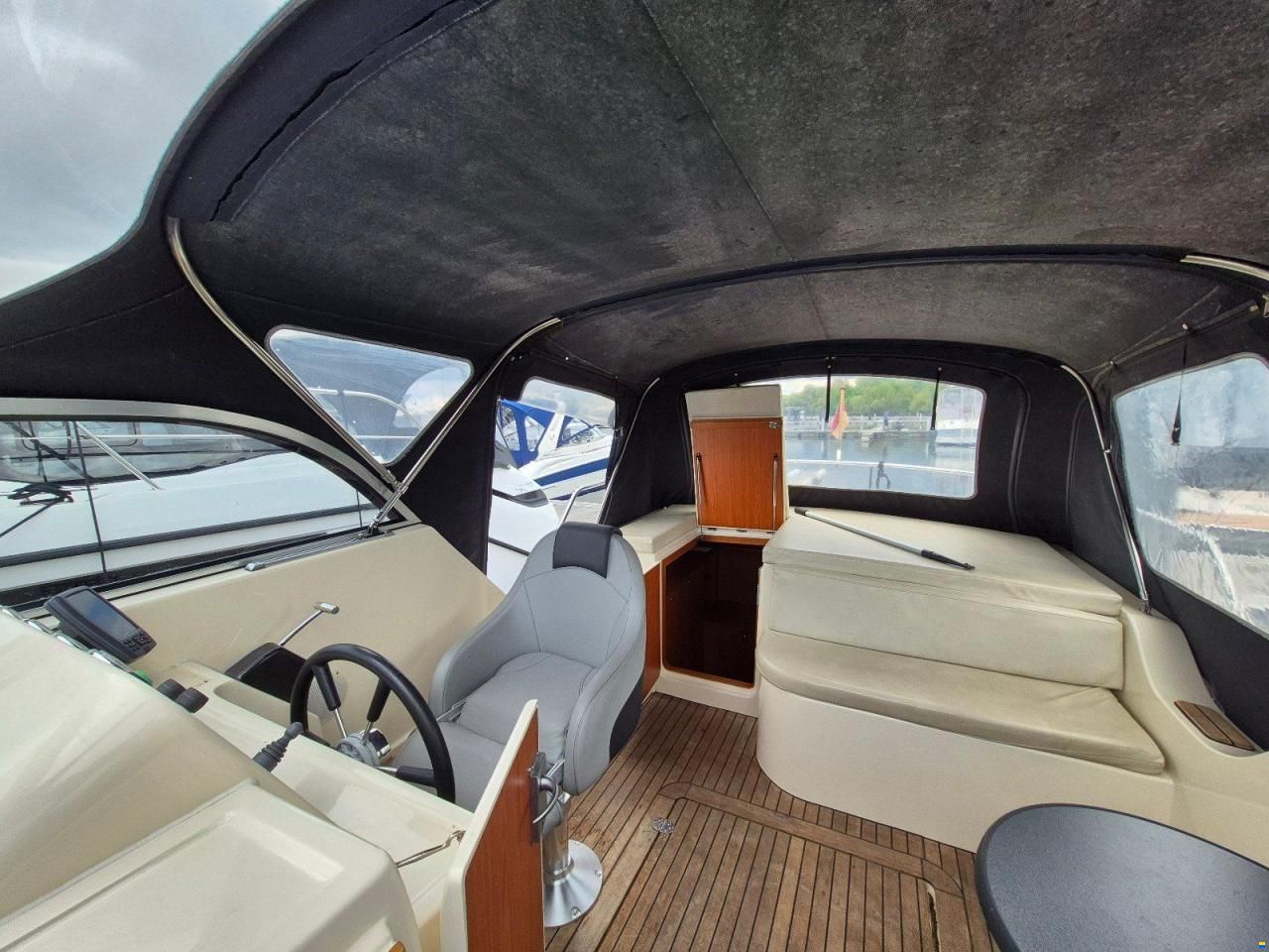 Marco Yachts 860 AK