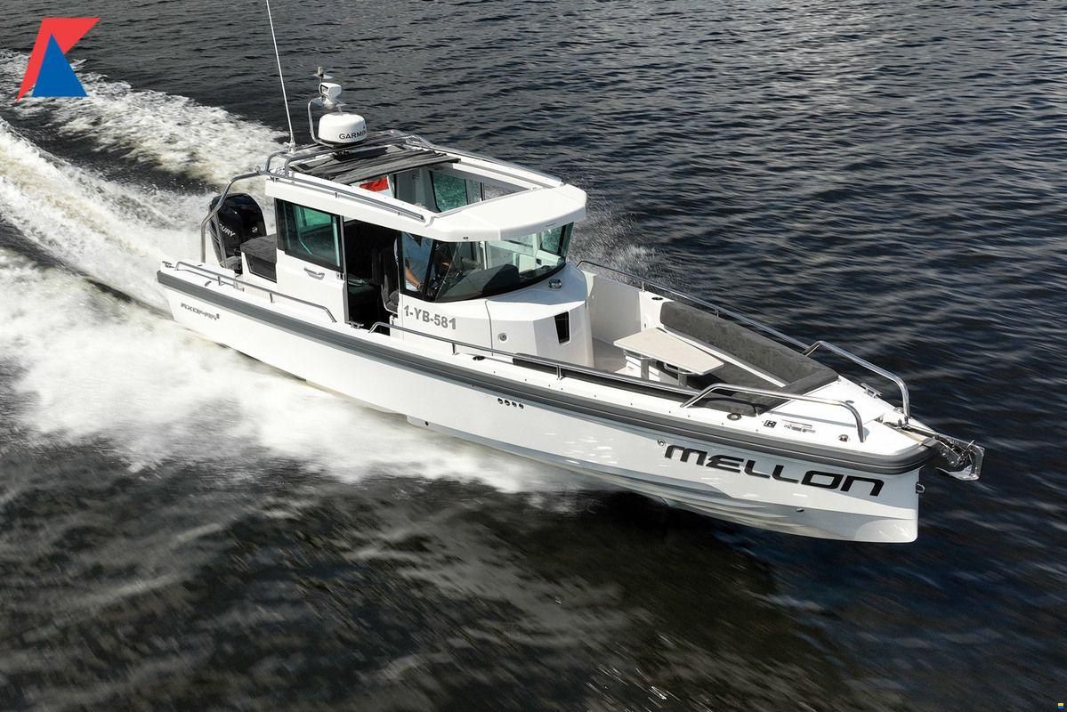 Axopar 28 Cabin