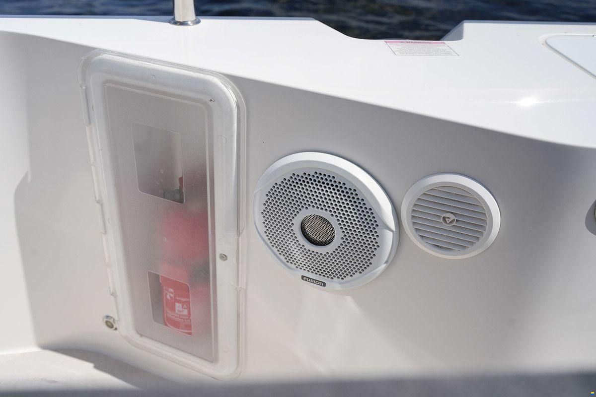 Axopar 28 Cabin