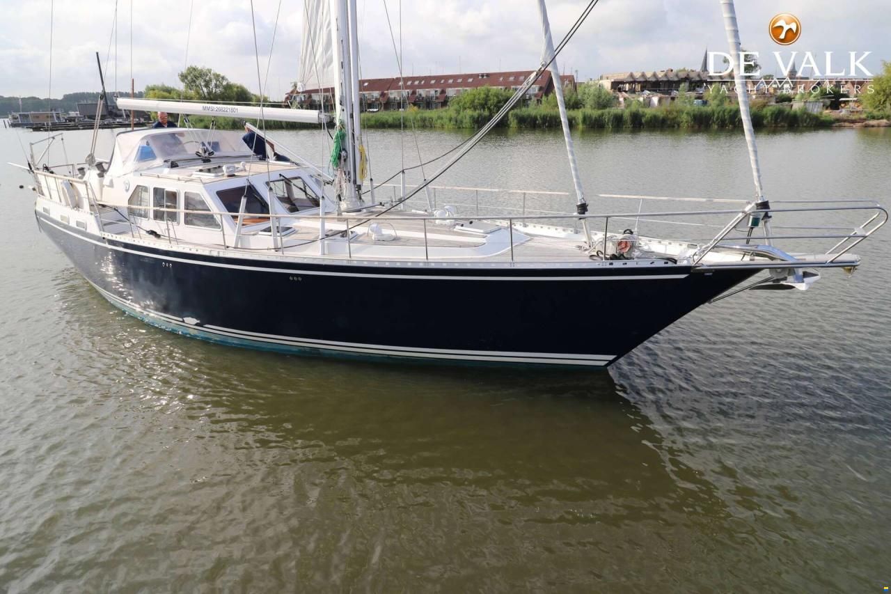 Nauticat 521
