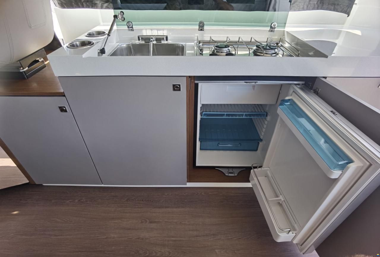 Beneteau Antares 11 Fly