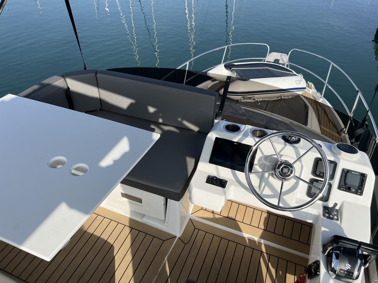 Beneteau Antares 11 Fly