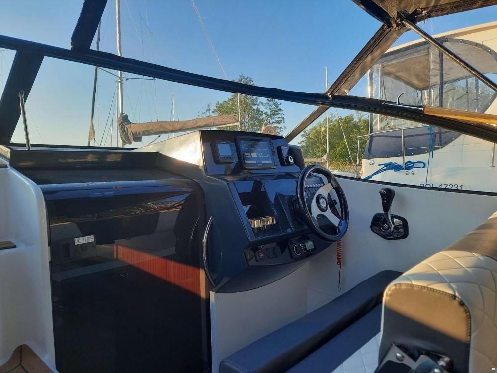 Massiv Boats Cabina 395