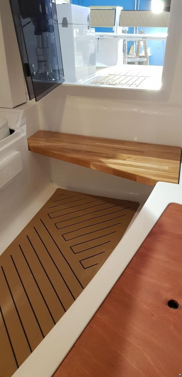 Marine Time QX640 Concept Cruiser