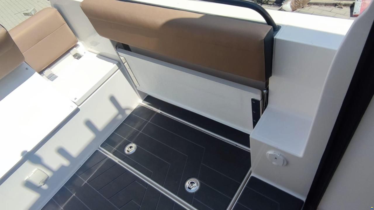 Marine Time QX650 Pilot House
