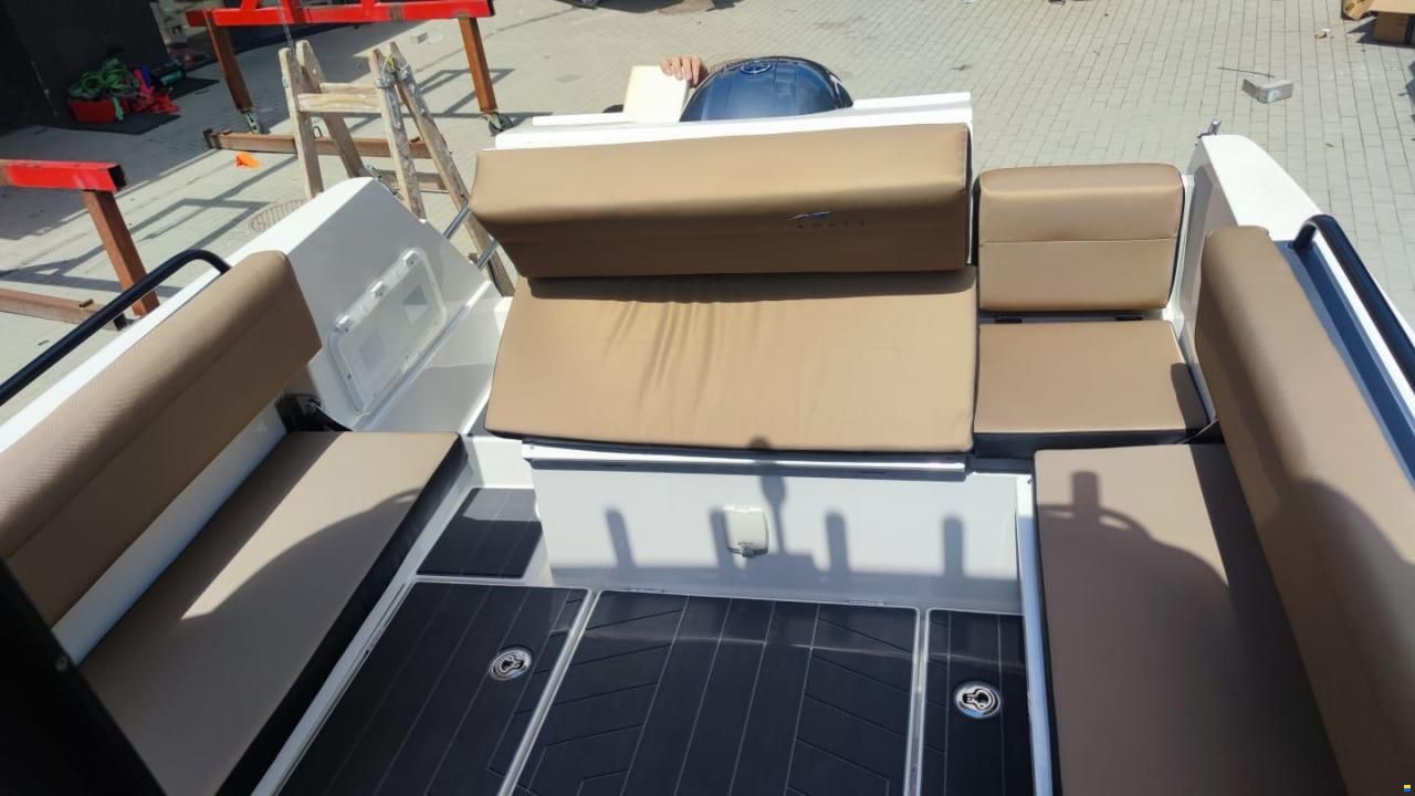 Marine Time QX650 Pilot House
