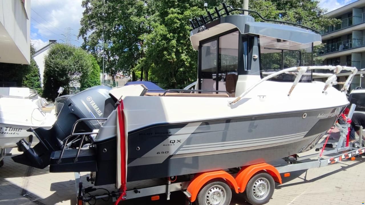 Marine Time QX650 Pilot House
