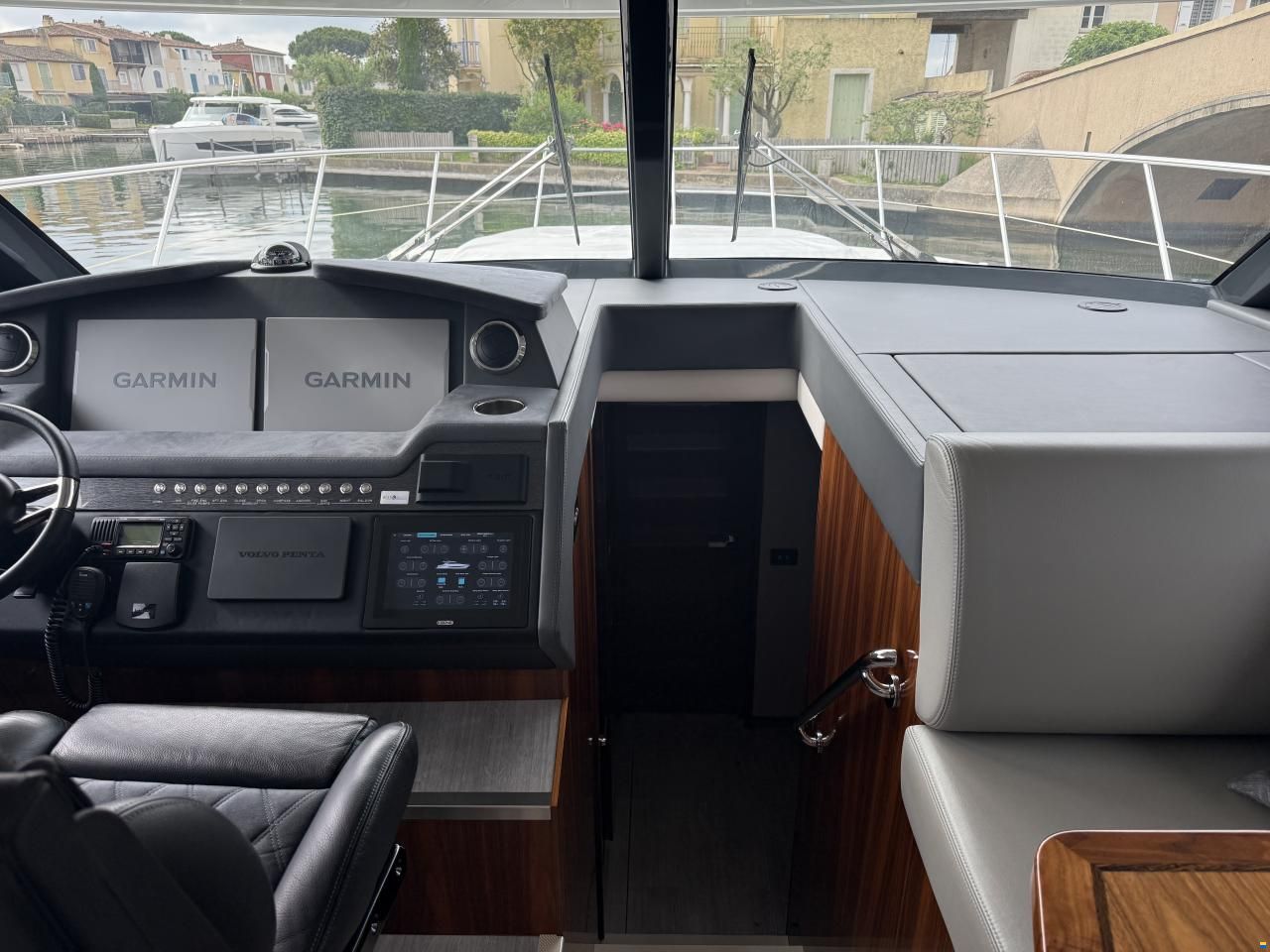 Riviera 4800 S&eacute;rie 2 Platinium &Eacute;dition