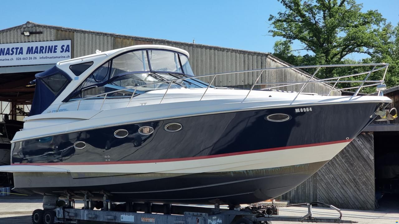 Regal 4060 Commodore