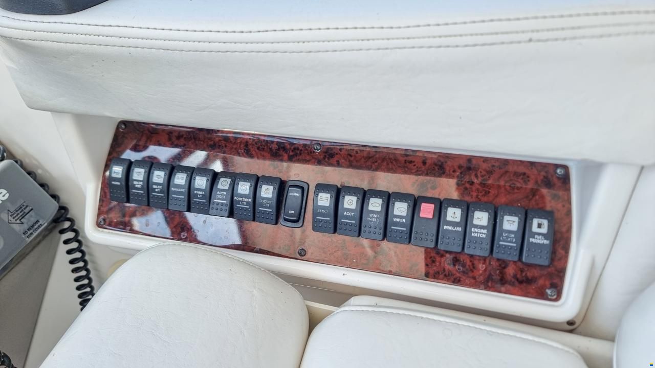 Regal 4060 Commodore