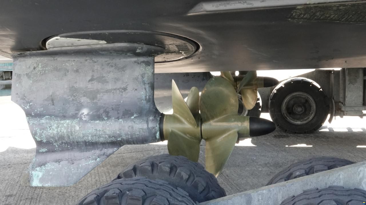 Regal 4060 Commodore