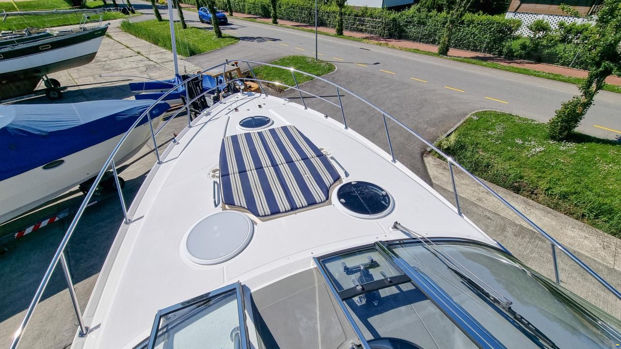 Regal 4060 Commodore