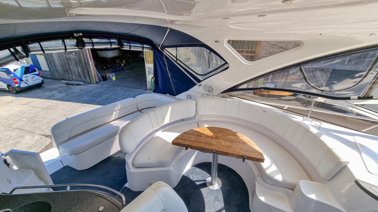 Regal 4060 Commodore