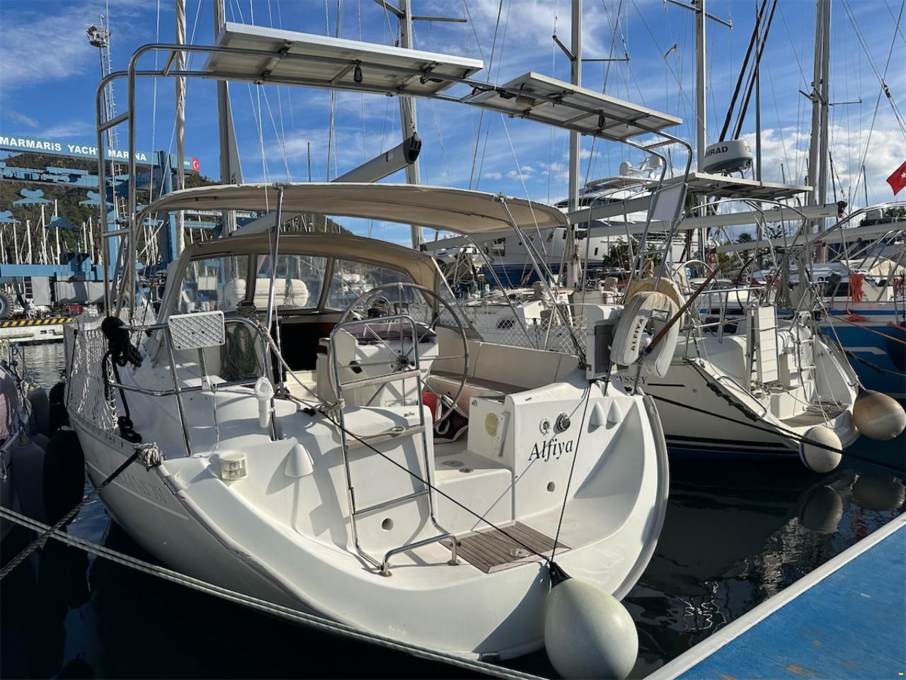 BENETEAU OCEANIS 351