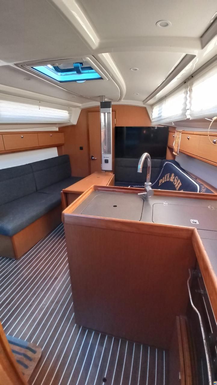 Bavaria Cruiser 33
