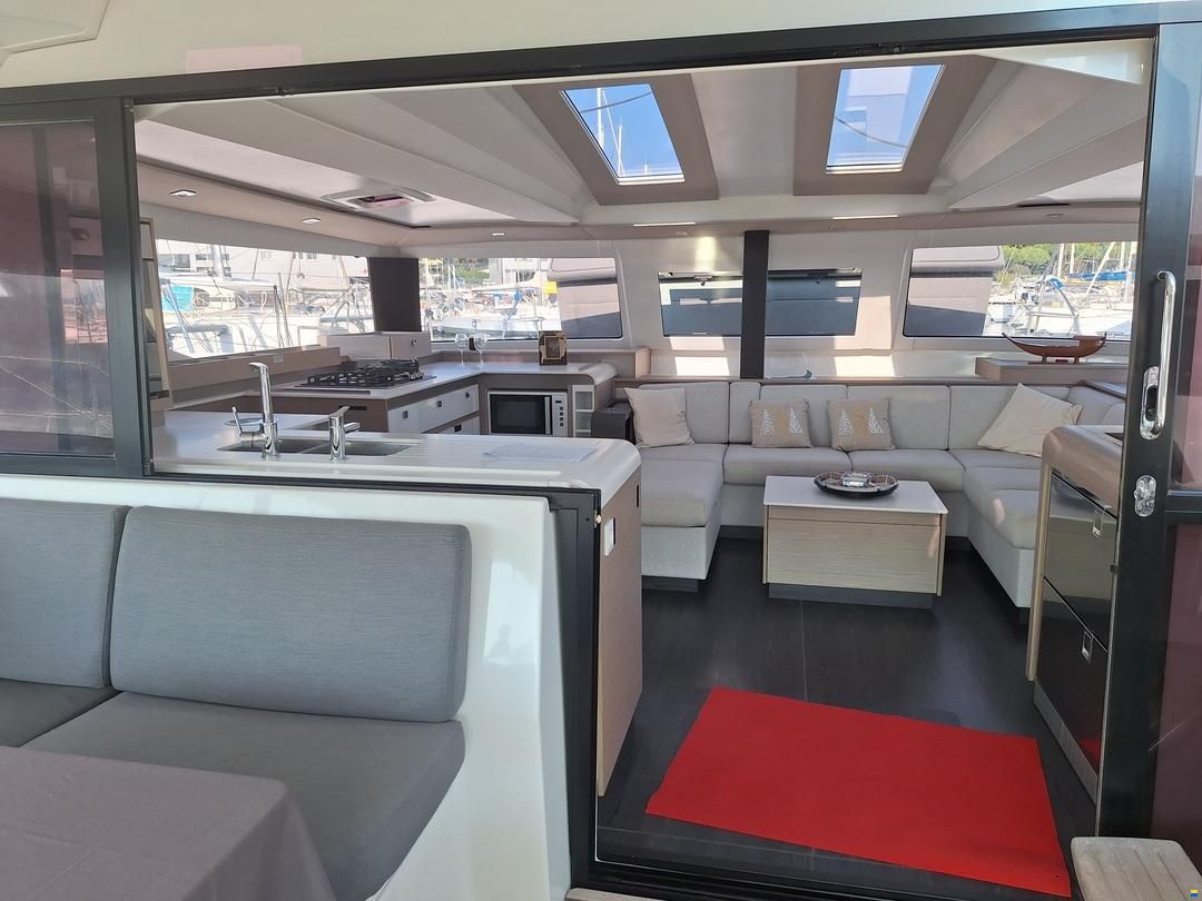 Fountaine Pajot Elba 45