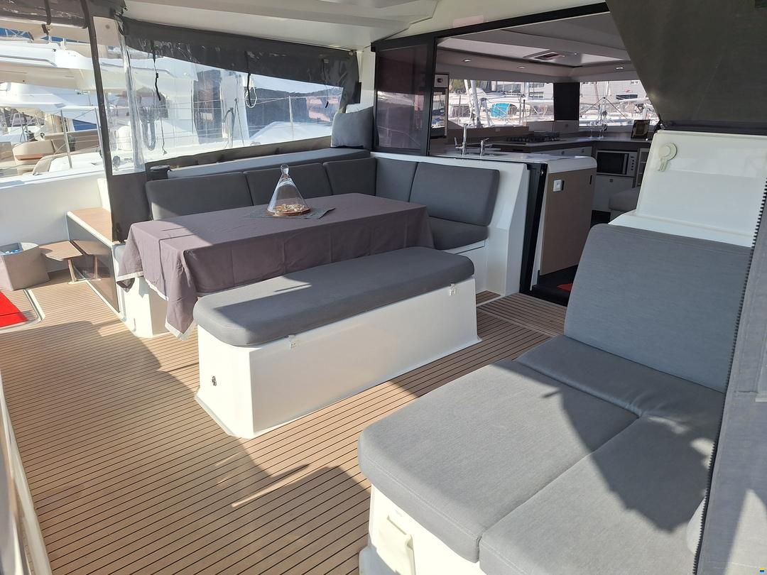 Fountaine Pajot Elba 45
