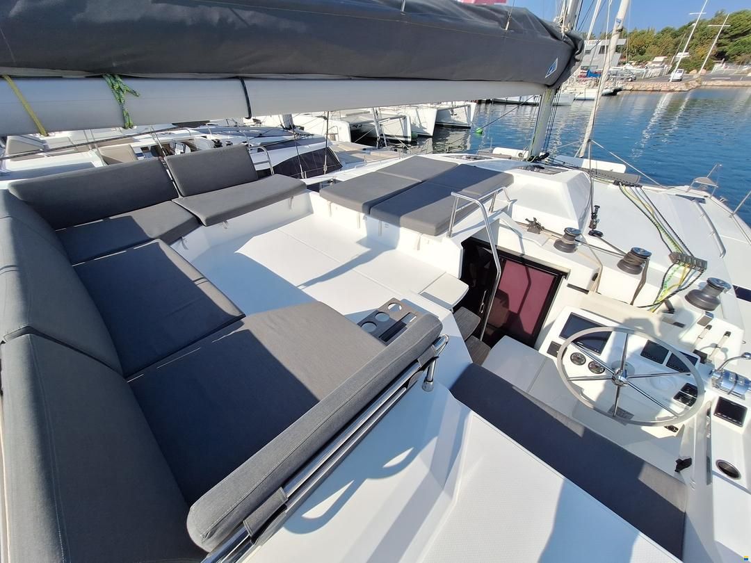 Fountaine Pajot Elba 45