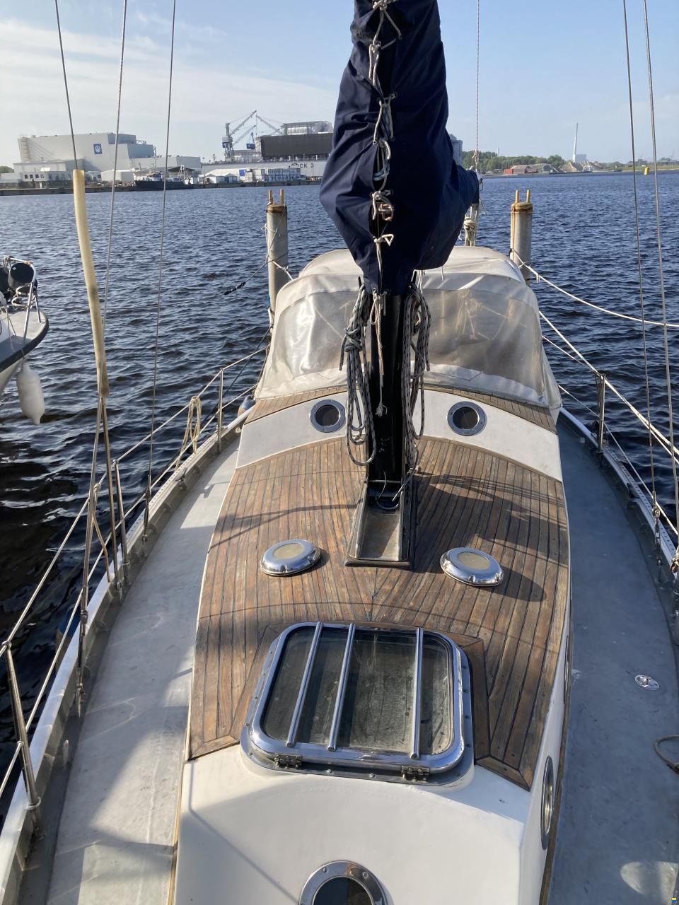 Nivoba Dogger SJ 33