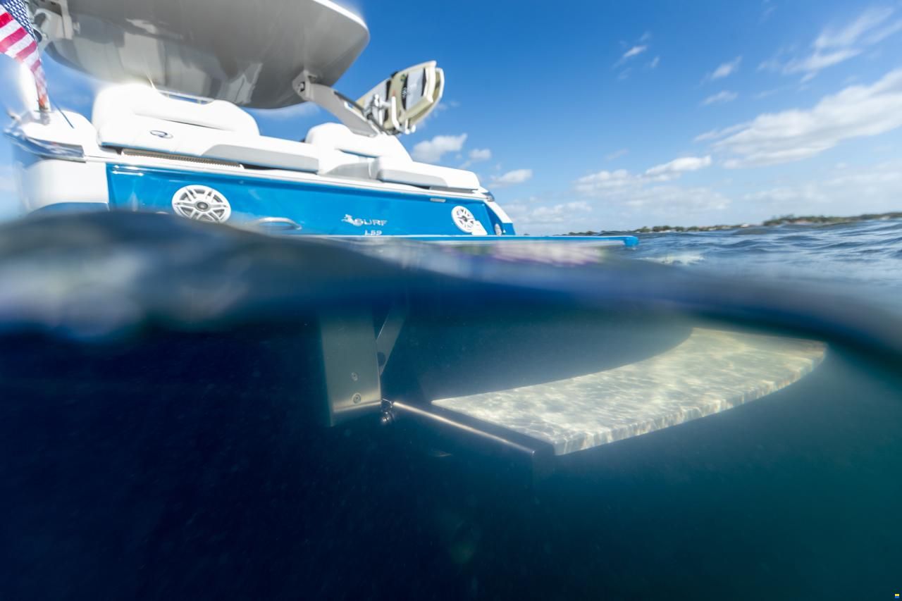 Regal LS9 Surf Ultimate Hensa Edition