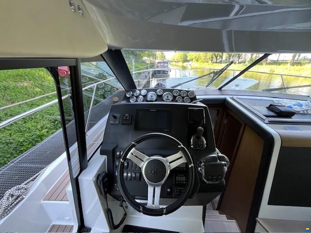 Jeanneau NC 11