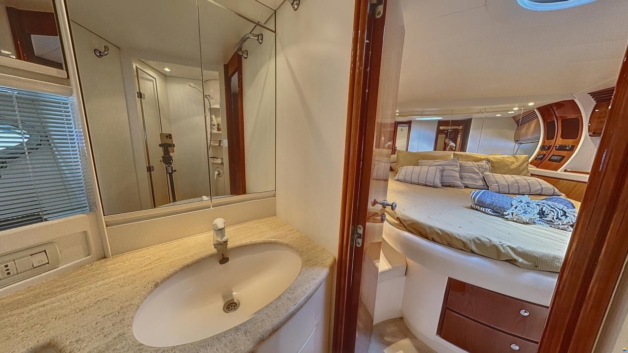 Pershing 54