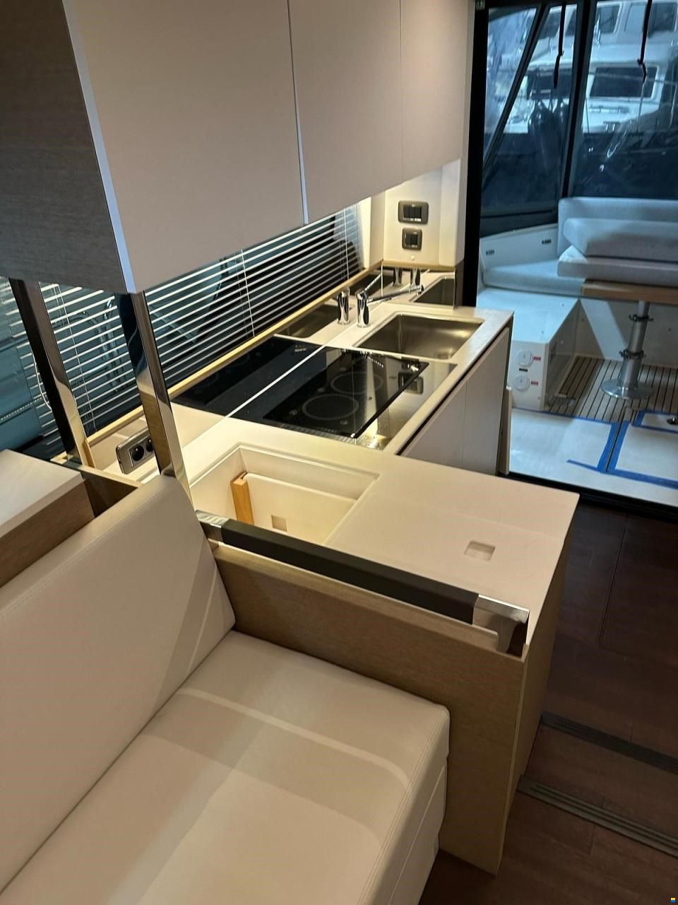 Prestige 460