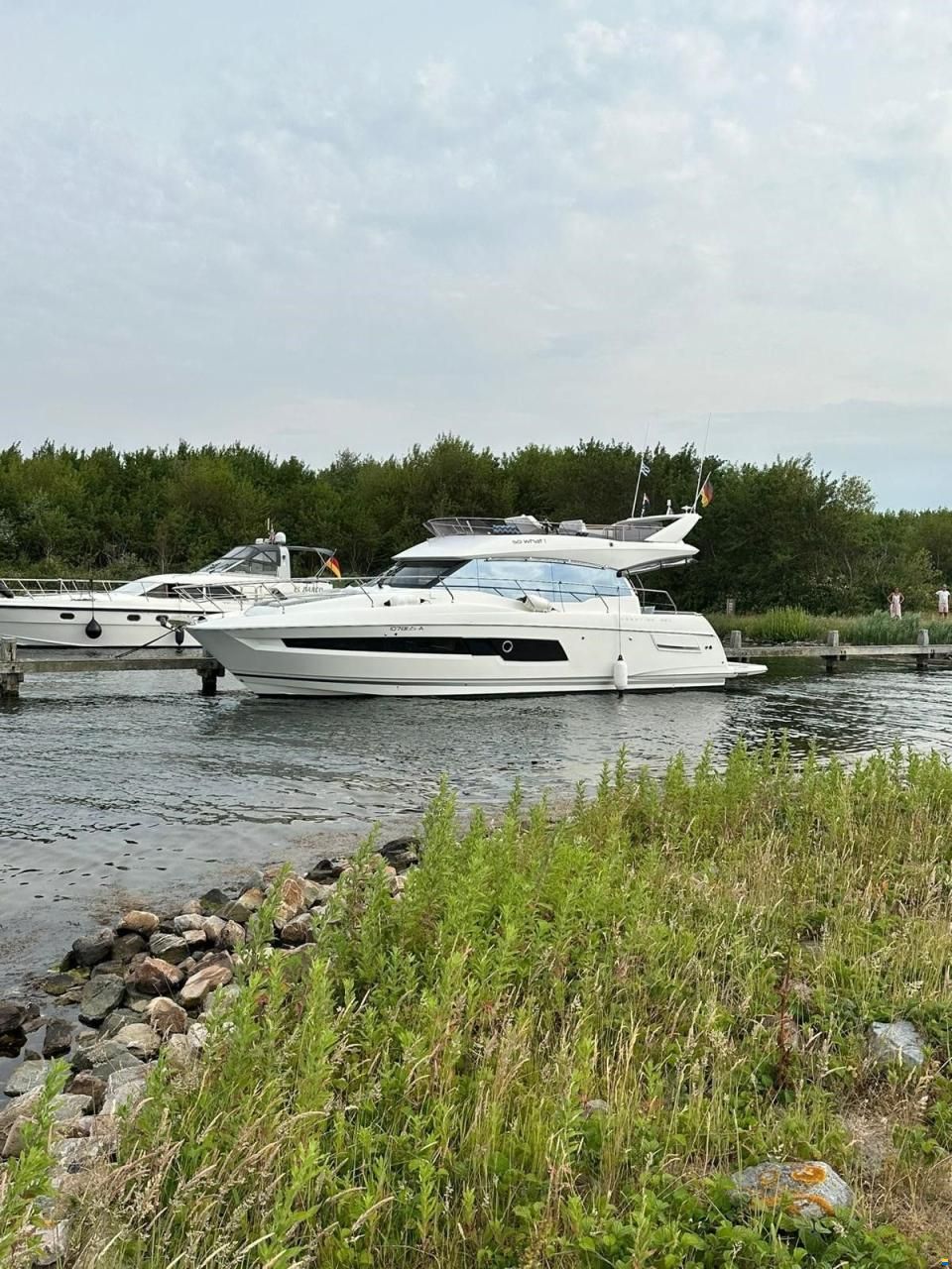 Prestige 460