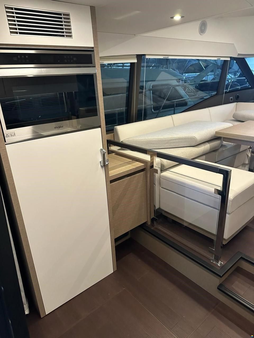 Prestige 460