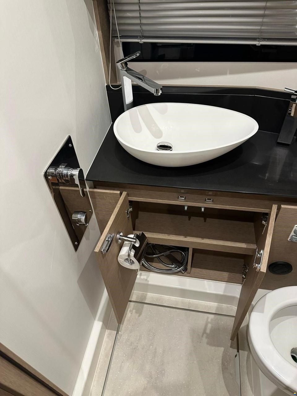 Prestige 460