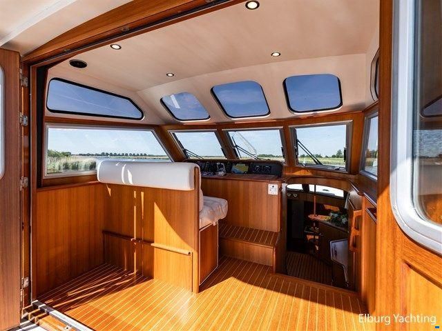 Sturier 480 AC - Vast Stuurhuis